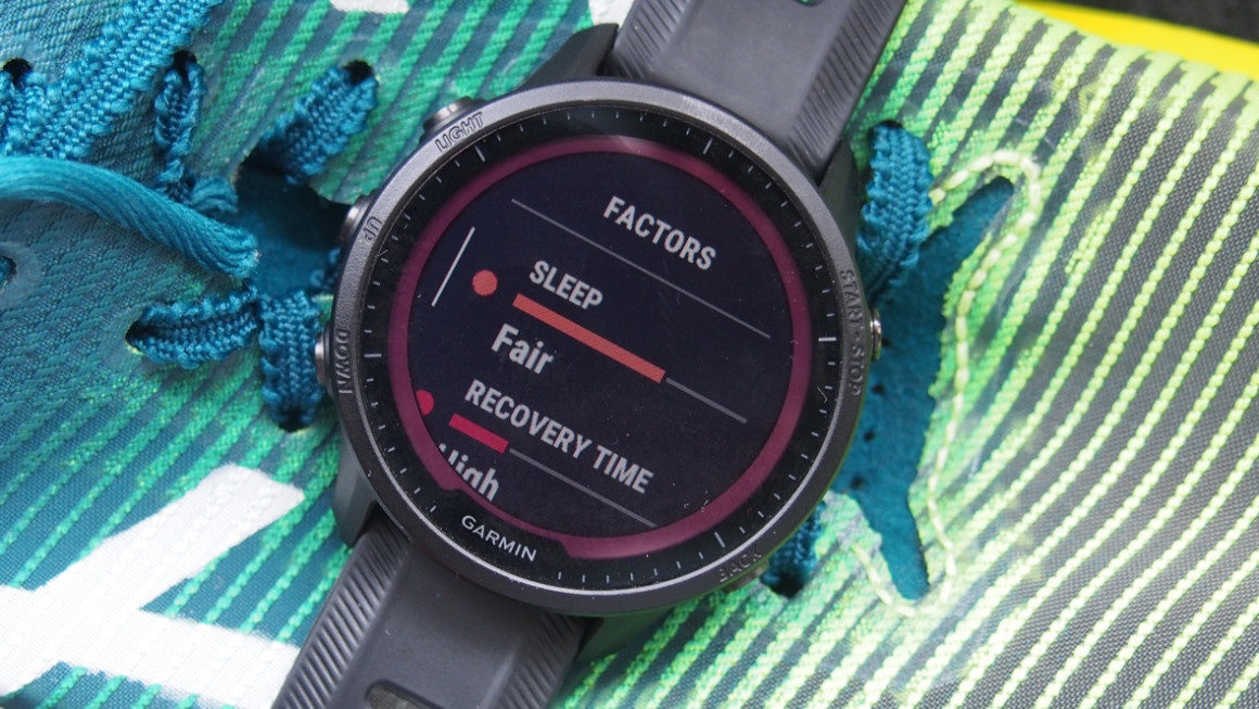 Garmin Forerunner 955 sleep tracking on watch