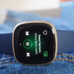 Fitbit Versa 4 vs. Fitbit Versa 3: All the key differen...