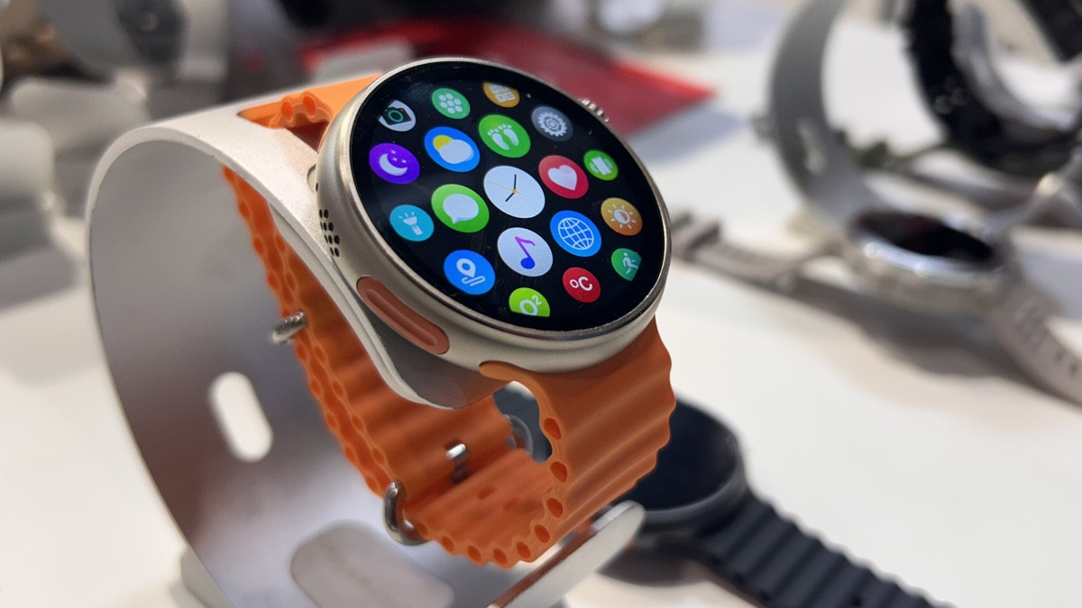 Outrageous $14 round Apple Watch Ultra clone spotted at...