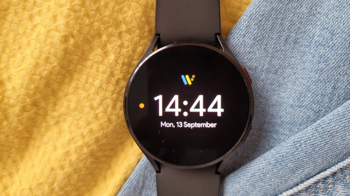 Best Samsung Galaxy Watch faces: Free options and how t...